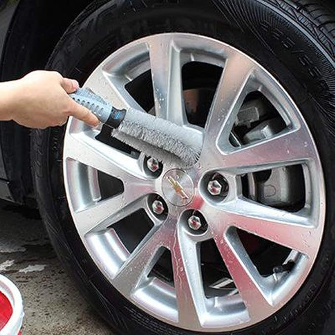 Car Wheel Rim & Hub Cleaning Brush for Vehicles - Image 4